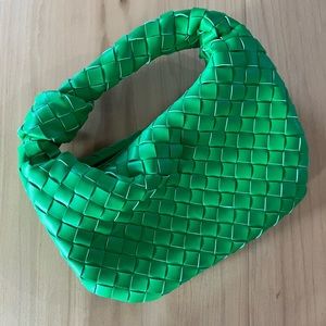 Woven small knot green handbag purse